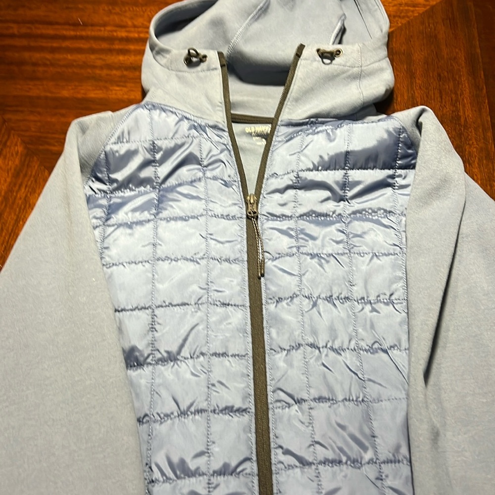 Men’s Old Navy, dynamic quilted zip up never worn